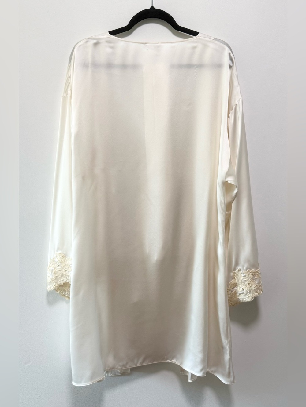 La Perla Robe - Picture 7 of 8